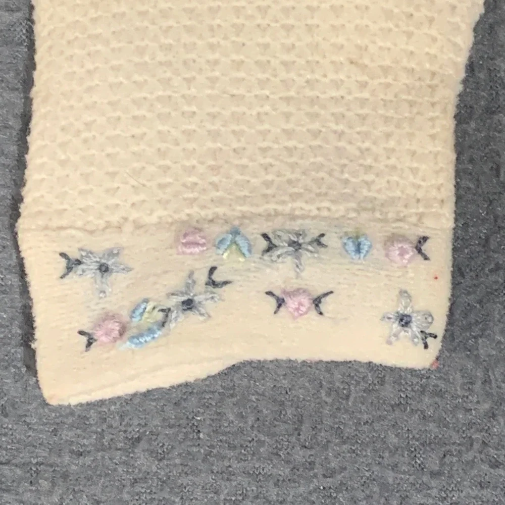 Vintage Girls Knit Gloves Kids OS Cream Floral Embroidered Cottagecore